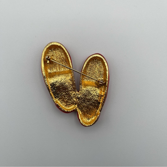 Wizard of Oz Red Ruby Slippers Brooch - Picture 9 of 13